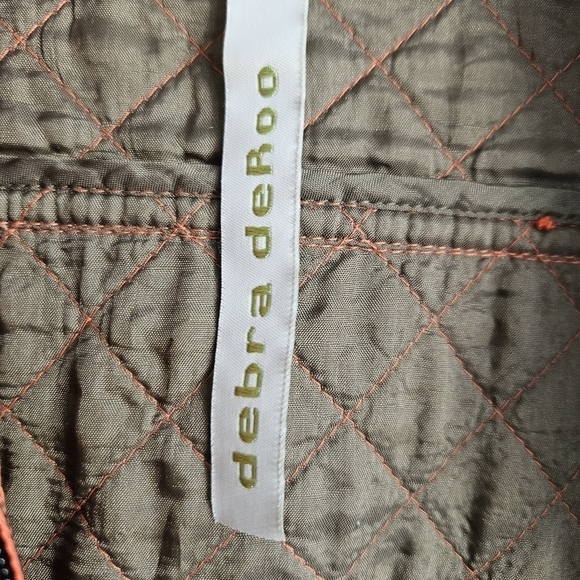debra deRoo Women’s Jacket Small Orange 100% Silk Quilted Zip Jacket Gray Lining - Picture 12 of 12